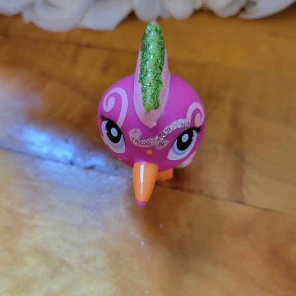 Littlest Pet Shop LPS #2340 Woodpecker Bird Pink Green Glitter Purple Eyes 2009 - Picture 7 of 11